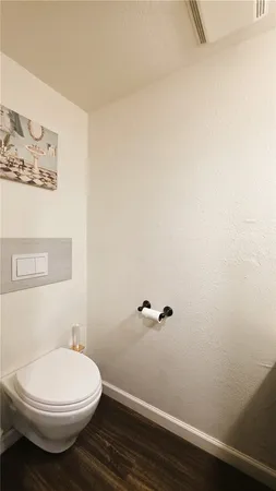 a bathroom with a toilet