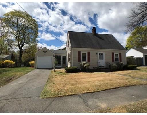 20 Standish Road Lynn, MA 01904 - Photo 3 of 28 Gallery Image 3