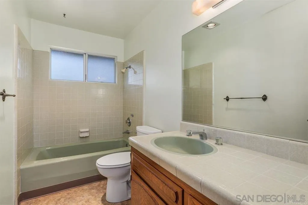 31600 Oak Glen Road Valley Center, CA 92082 - Photo 28 of 57