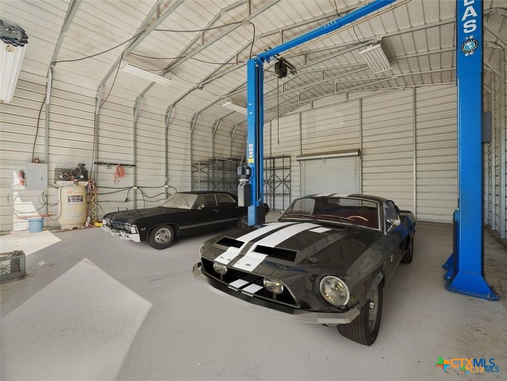 506 Oak Grove Road San Marcos, TX 78666 - Photo 34 of 40 Cars are AI