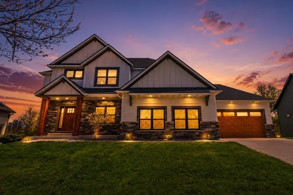 $775,000 | 1702 Ancaster Drive Northeast, Byron, MN 55920