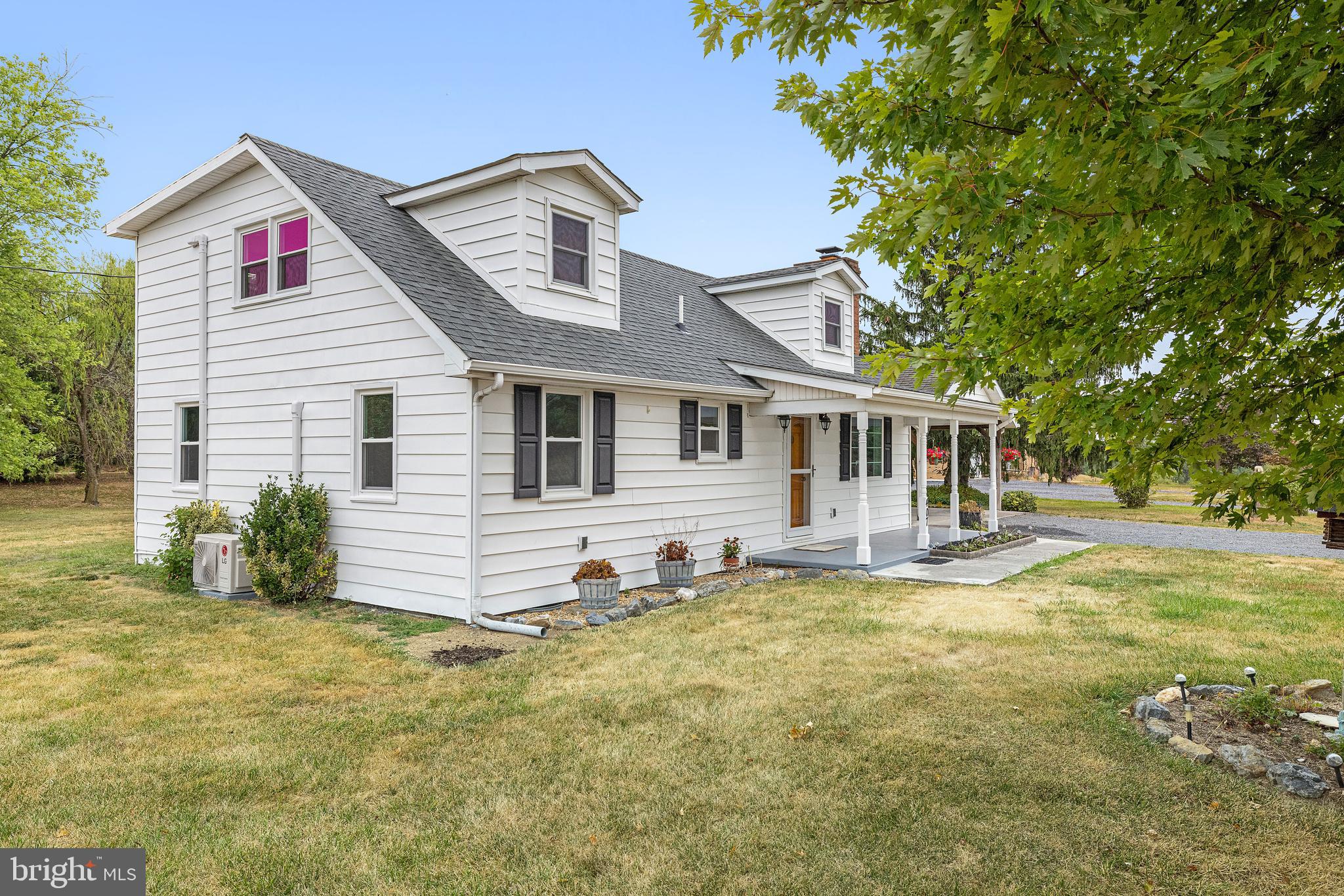407 Gun Club Road Stephenson, VA 22656 - Photo 3 of 21 Gallery Image 3