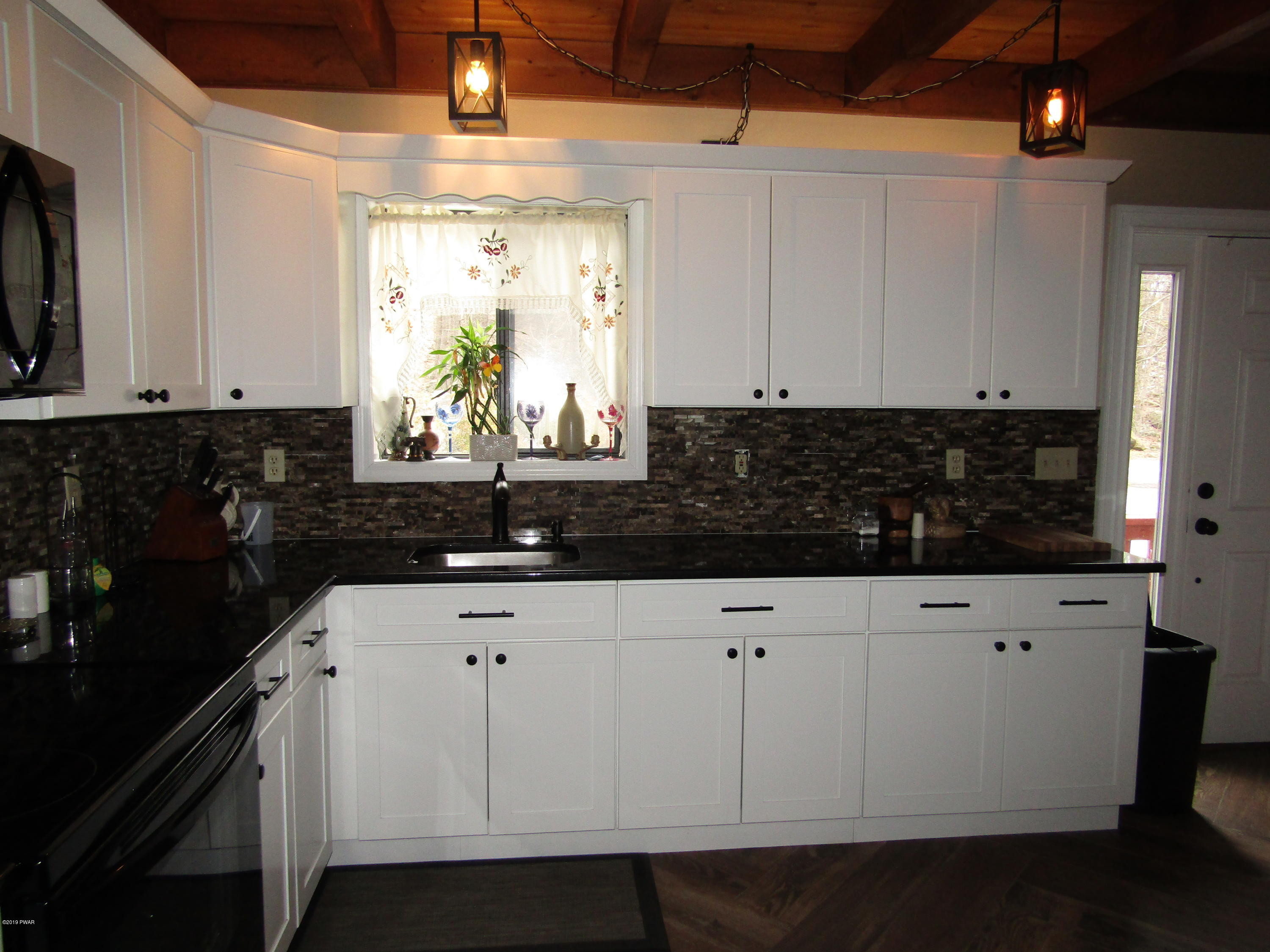 3008 Northgate Road Lake Ariel, PA 18436 - Photo 9 of 34