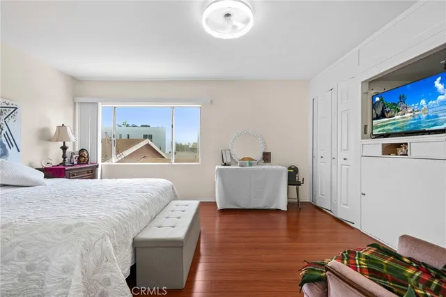 $1,249,999 | 1067 North Wilton Place, Los Angeles, CA 90038