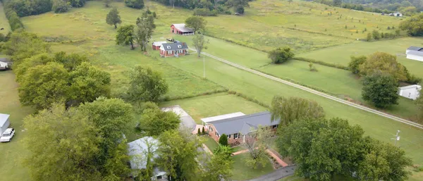 $335,000 | 715 East Poplar Bluff Road, Auburntown, TN 37016