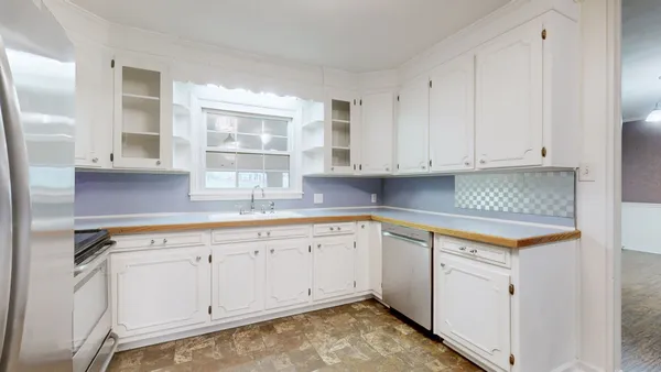 $335,000 | 715 East Poplar Bluff Road, Auburntown, TN 37016