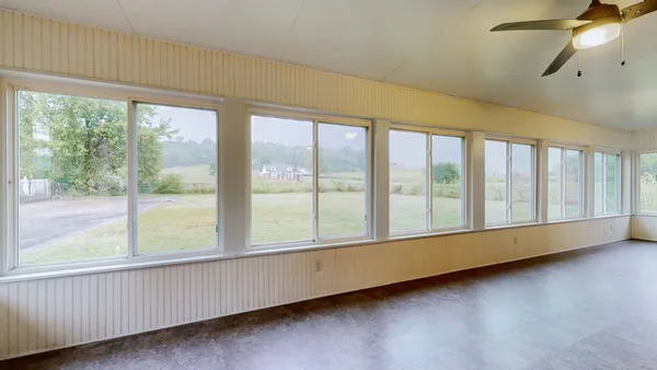 $335,000 | 715 East Poplar Bluff Road, Auburntown, TN 37016