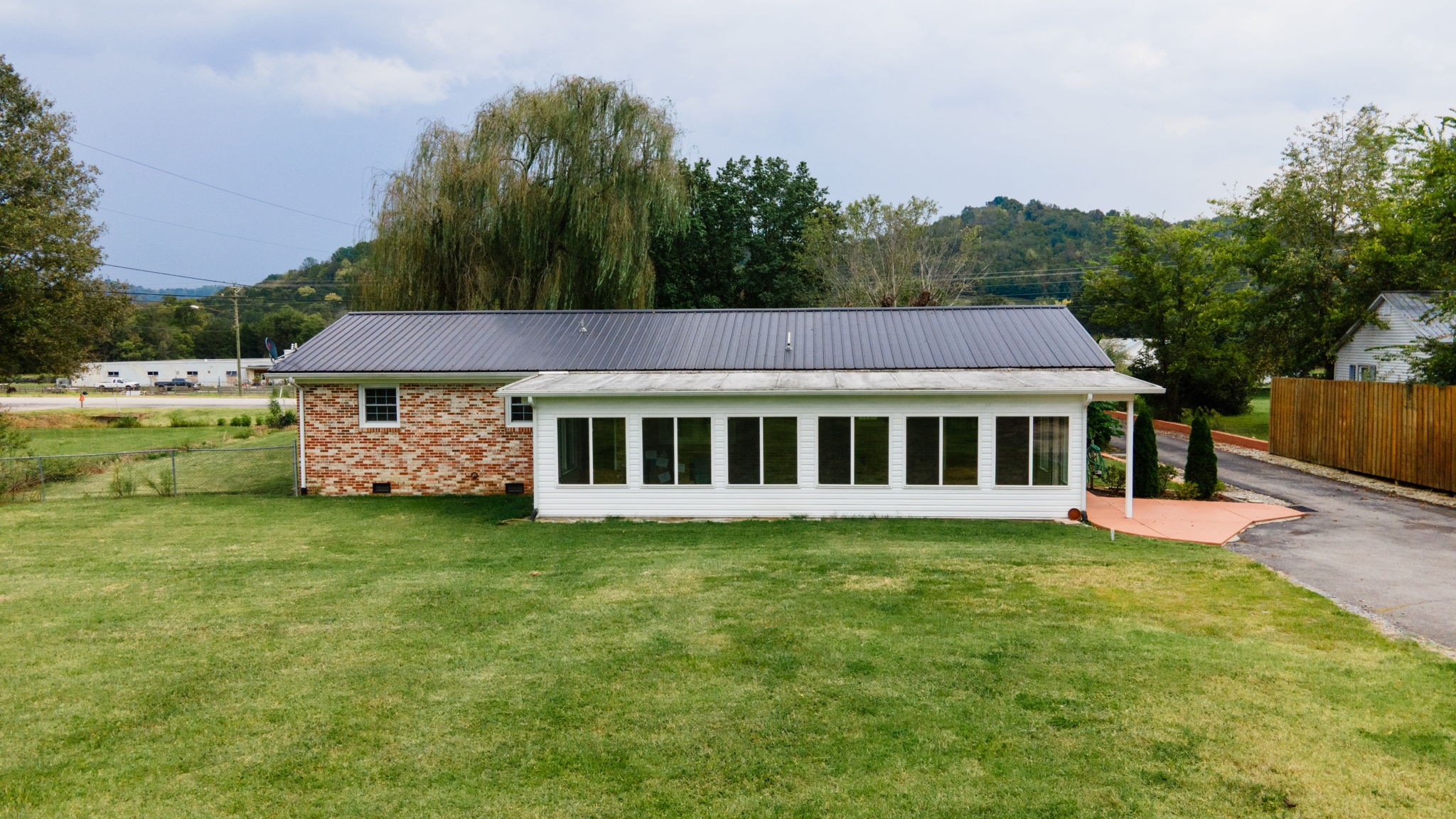 715 East Poplar Bluff Road Auburntown, TN 37016 - Photo 46 of 53