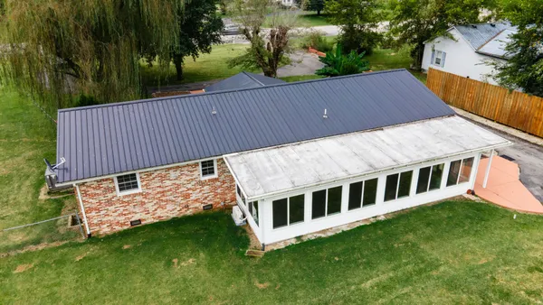 $335,000 | 715 East Poplar Bluff Road, Auburntown, TN 37016