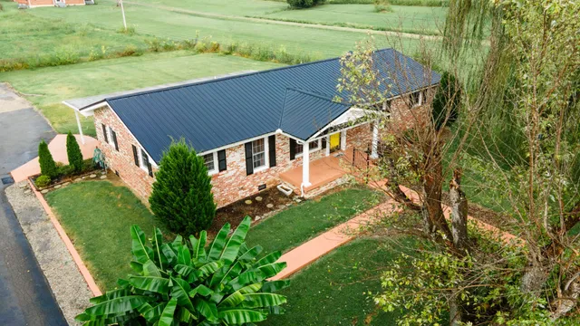 $335,000 | 715 East Poplar Bluff Road, Auburntown, TN 37016