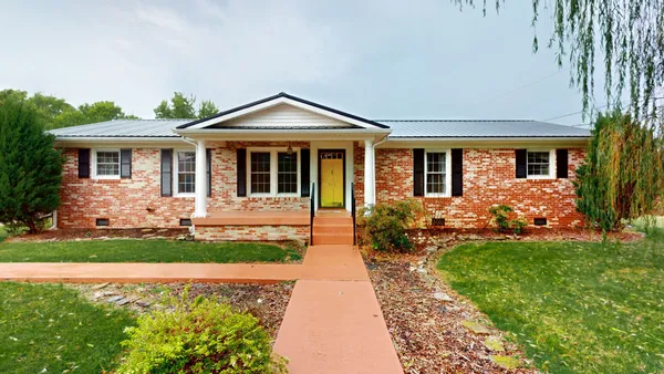 $335,000 | 715 East Poplar Bluff Road, Auburntown, TN 37016