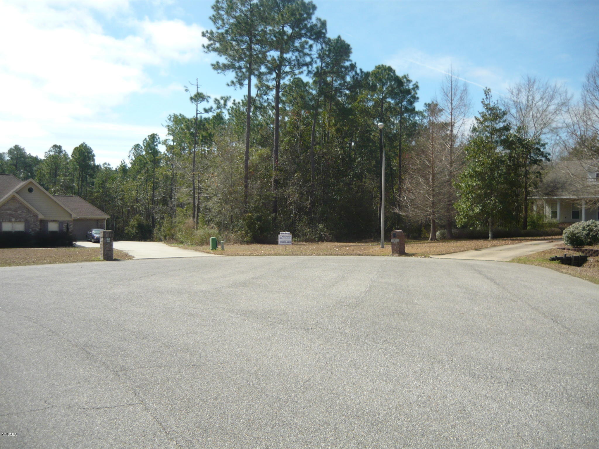 O Raintree Place Biloxi, MS 39532 - Photo 1 of 6 P1050183
