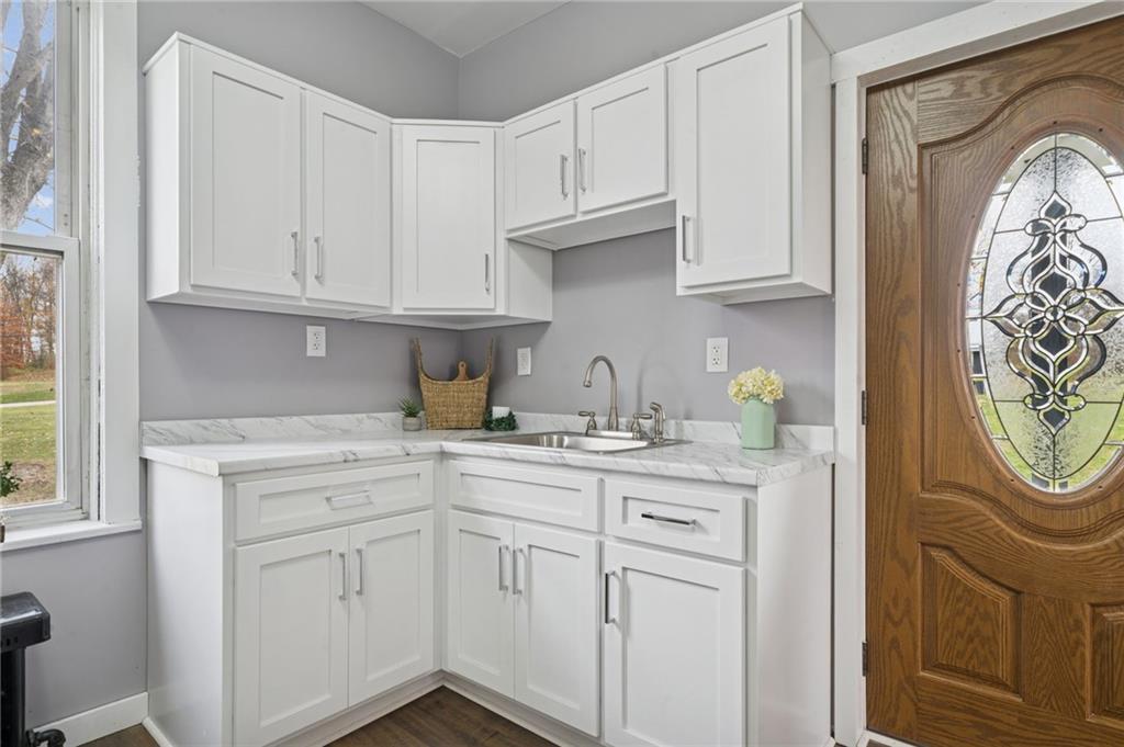 602 Dexter Road Scottdale, PA 15683 - Photo 12 of 29