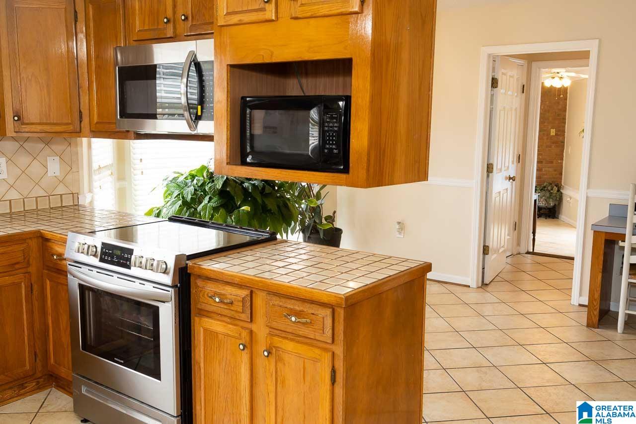 1012 Willowbrook Road Birmingham, AL 35215 - Photo 9 of 27