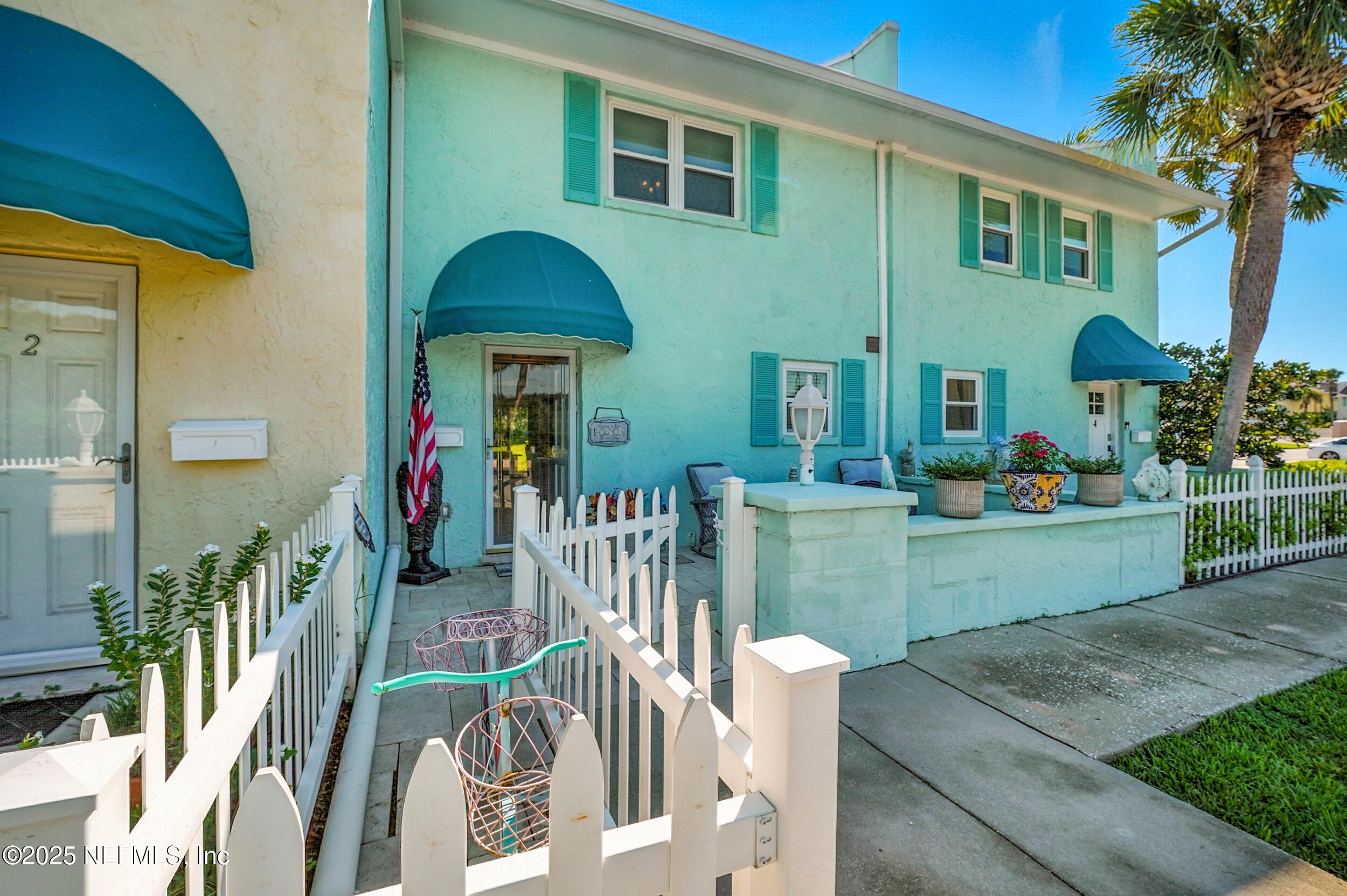 2233 Seminole Road, Unit 3 Atlantic Beach, FL 32233 - Photo 5 of 59 Your Atlantic Beach Paradise