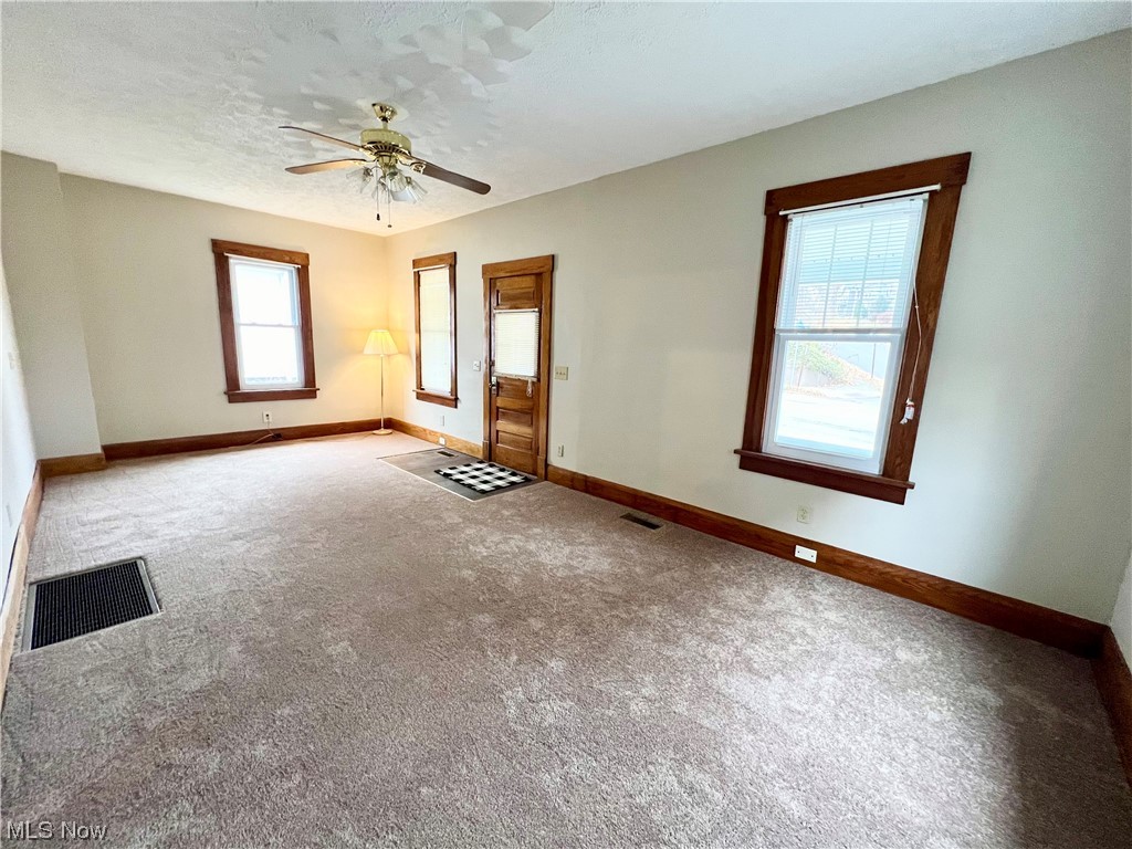 813 Cherry Road Northwest Massillon, OH 44647 - Photo 15 of 19 Gallery Image 15