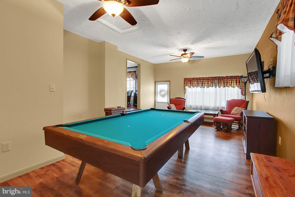 3327 Days Mill Road York, PA 17408 - Photo 4 of 27 Gallery Image 4