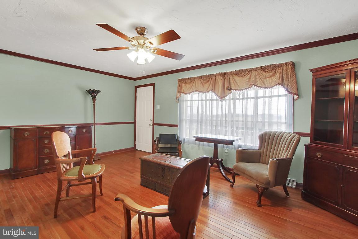 3327 Days Mill Road York, PA 17408 - Photo 5 of 27 Gallery Image 5
