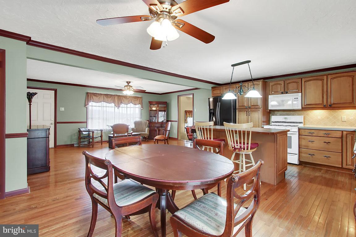 3327 Days Mill Road York, PA 17408 - Photo 8 of 27 Gallery Image 8