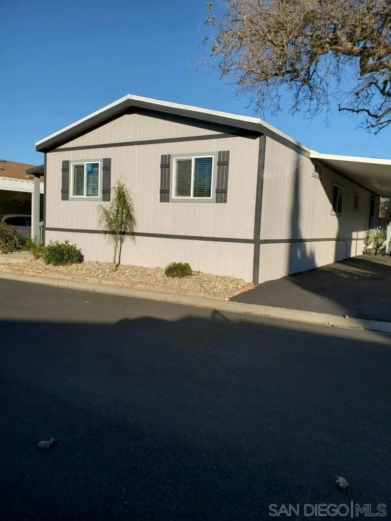 1550 Rory Simi Valley, Unit 180 Simi Valley, CA 93063 - Photo 1 of 26 Gallery Image 1