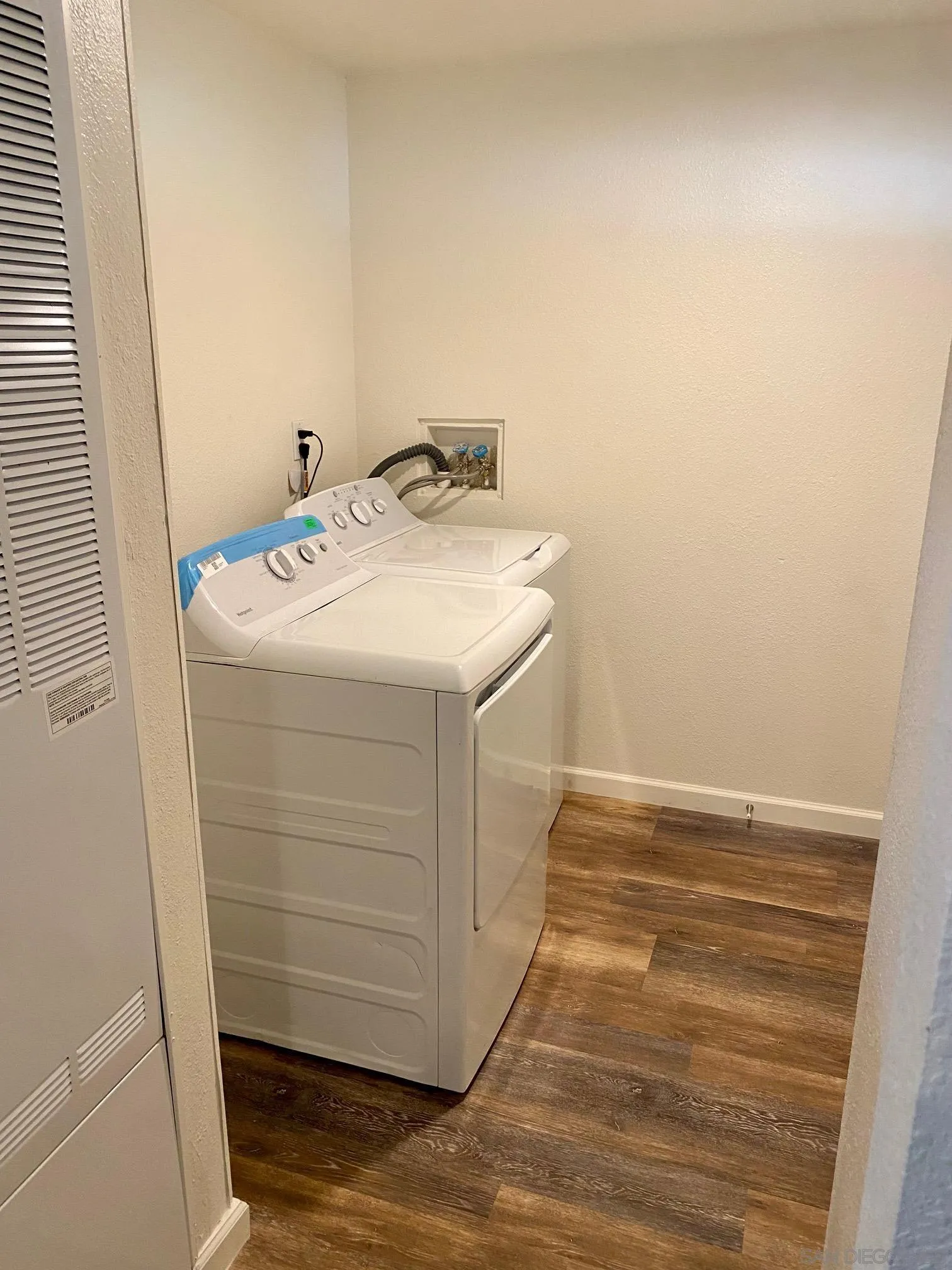 1550 Rory Simi Valley, Unit 180 Simi Valley, CA 93063 - Photo 15 of 26 Gallery Image 15