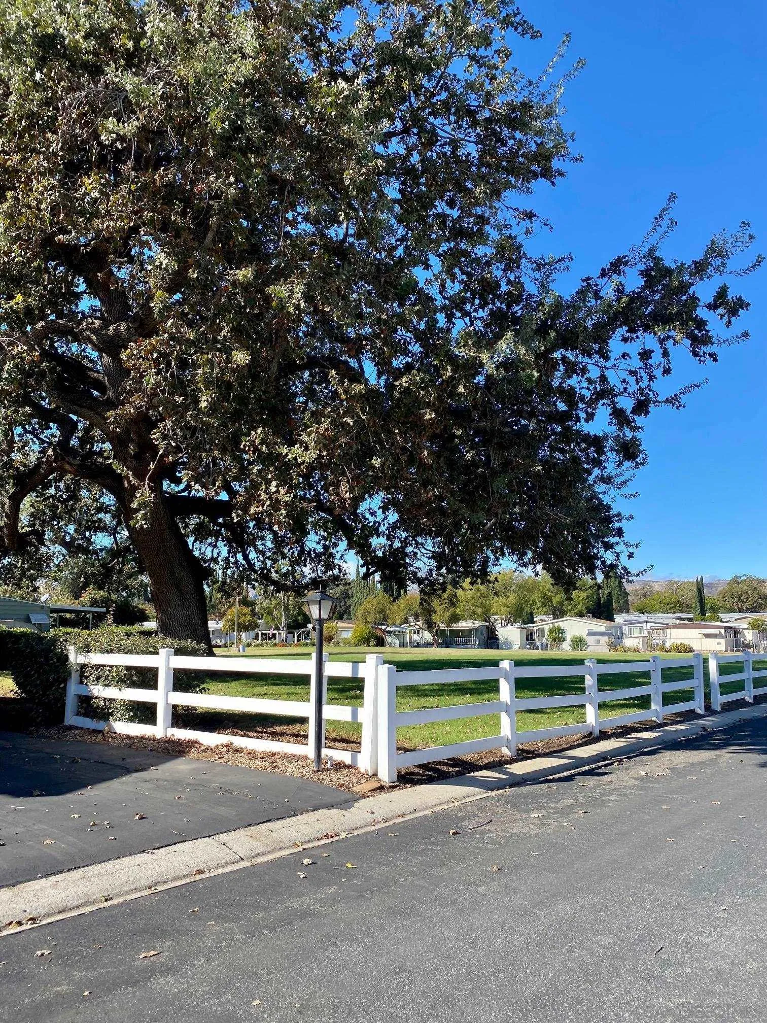 1550 Rory Simi Valley, Unit 180 Simi Valley, CA 93063 - Photo 7 of 26 Gallery Image 7