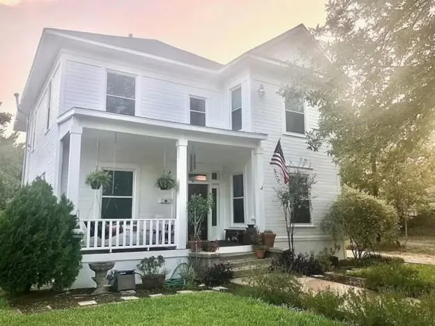 $837,500 | 617 South 12th Street, Waco, TX 76706