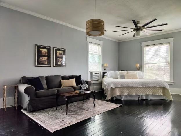 617 South 12th Street Waco, TX 76706 - Photo 11 of 28 a living room with furniture and a window