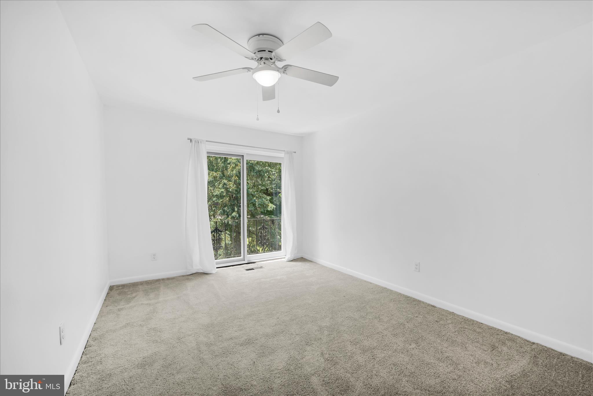 9001 Ridge Avenue, Unit 46 Philadelphia, PA 19128 - Photo 20 of 29 Bedroom 2