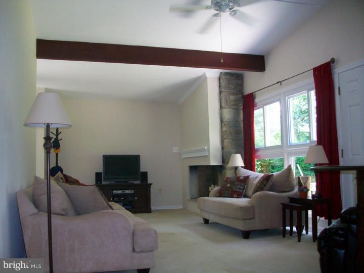 519 Greystone Road Ambler, PA 19002 - Photo 4 of 15 Living Room