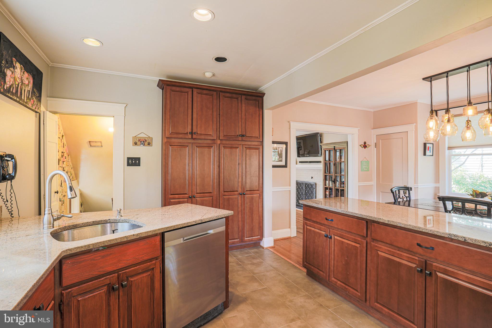 6001 Sycamore Road Baltimore, MD 21212 - Photo 14 of 35 Gallery Image 14