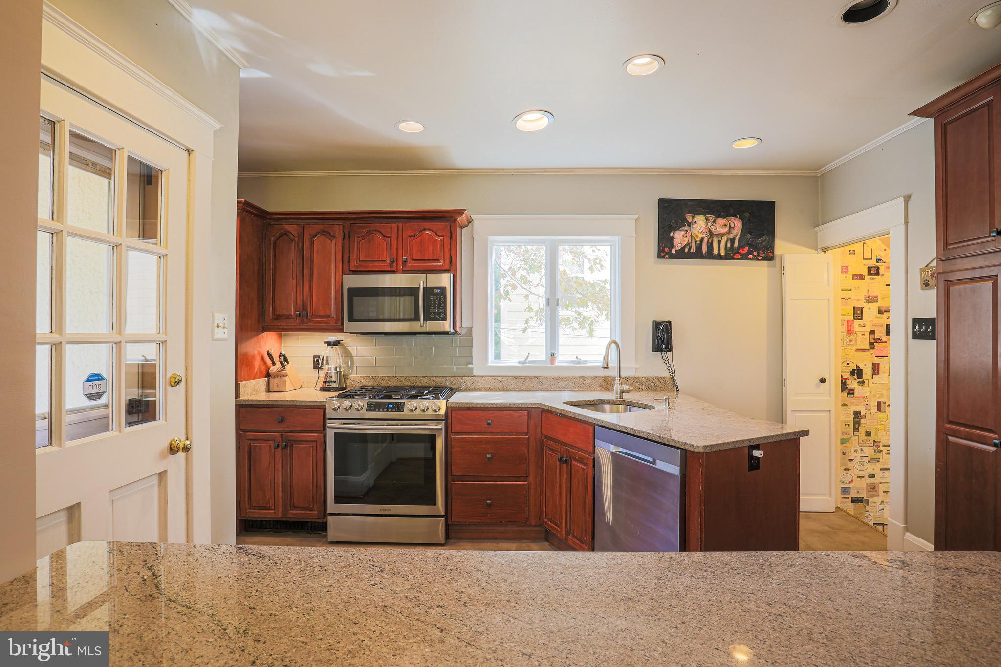 6001 Sycamore Road Baltimore, MD 21212 - Photo 10 of 35 Gallery Image 10