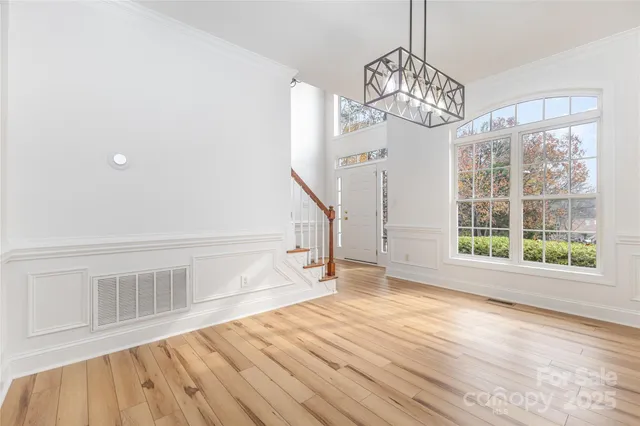 $674,900 | 884 Clonmel Drive, Matthews, NC 28104