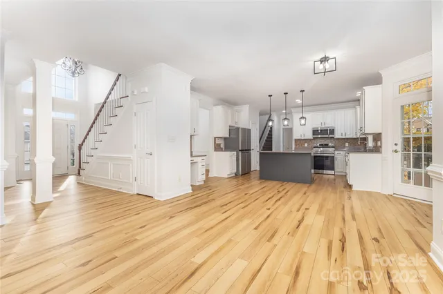 $674,900 | 884 Clonmel Drive, Matthews, NC 28104