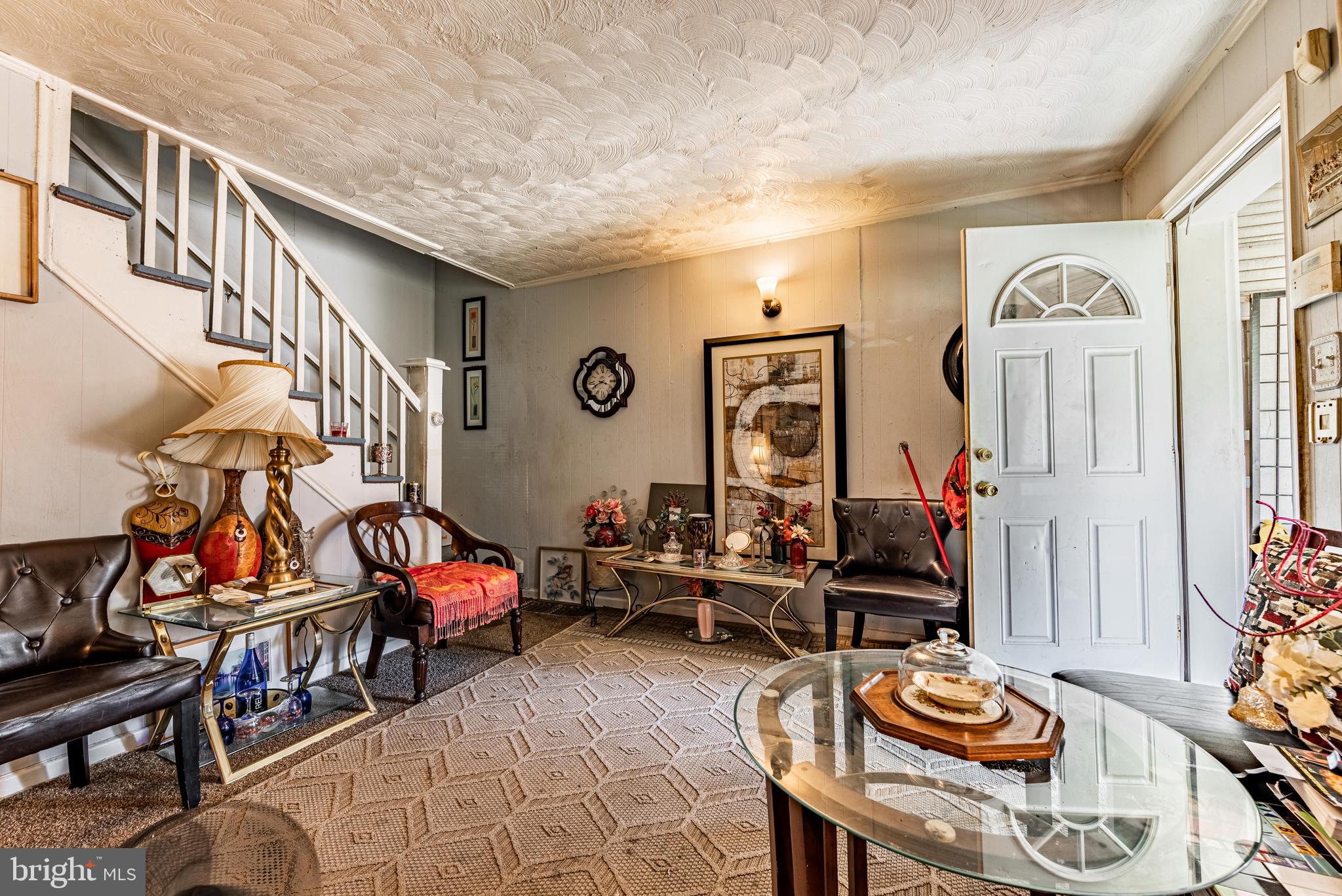 441 Roundview Road Baltimore, MD 21225 - Photo 3 of 25