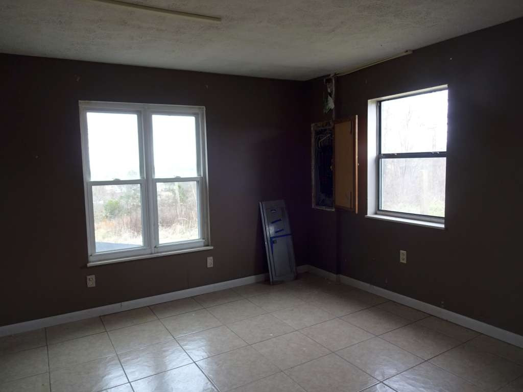 752 Cross Road Bean Station, TN 37708 - Photo 14 of 20 Photo 14