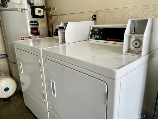 $1,985 | 4777 West 132nd Street, Unit 9, Hawthorne, CA 90250