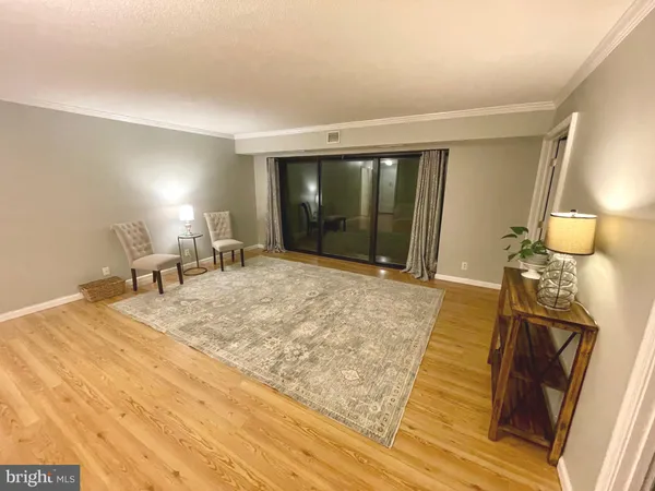 a close up view of washer and dryer