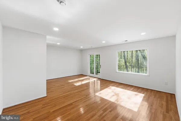 $799,000 | 7723 Heatherton Lane, Potomac, MD 20854