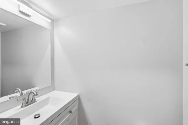 $799,000 | 7723 Heatherton Lane, Potomac, MD 20854