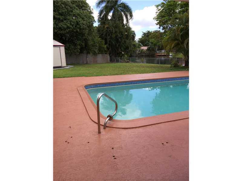 6561 Peters Road Plantation, FL 33317 - Photo 18 of 26 View