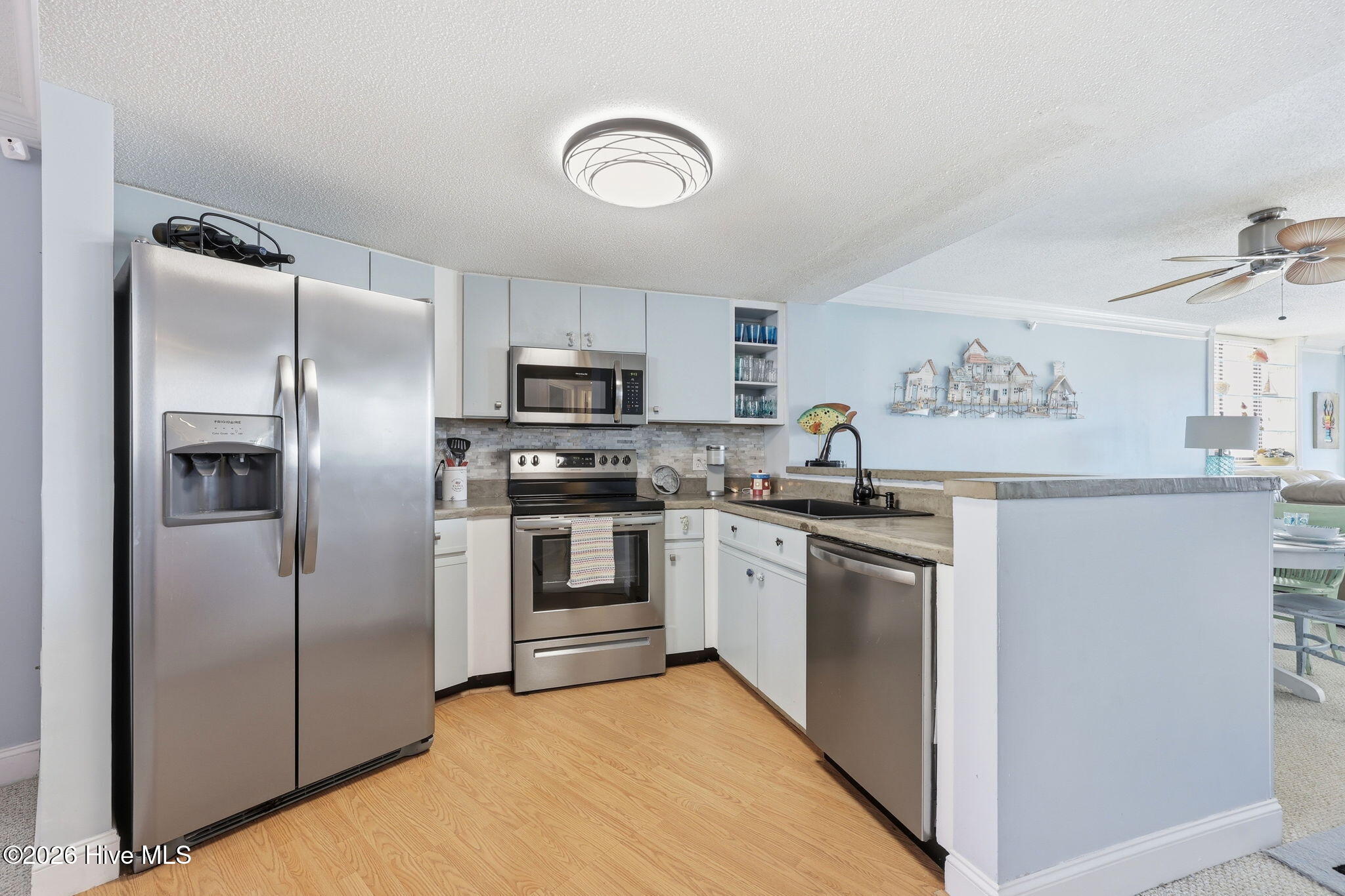 1400 East Fort Macon Road, Unit 112 Atlantic Beach, NC 28512 - Photo 6 of 42 27-web-or-mls-1400 E Fort Macon 112 - 03