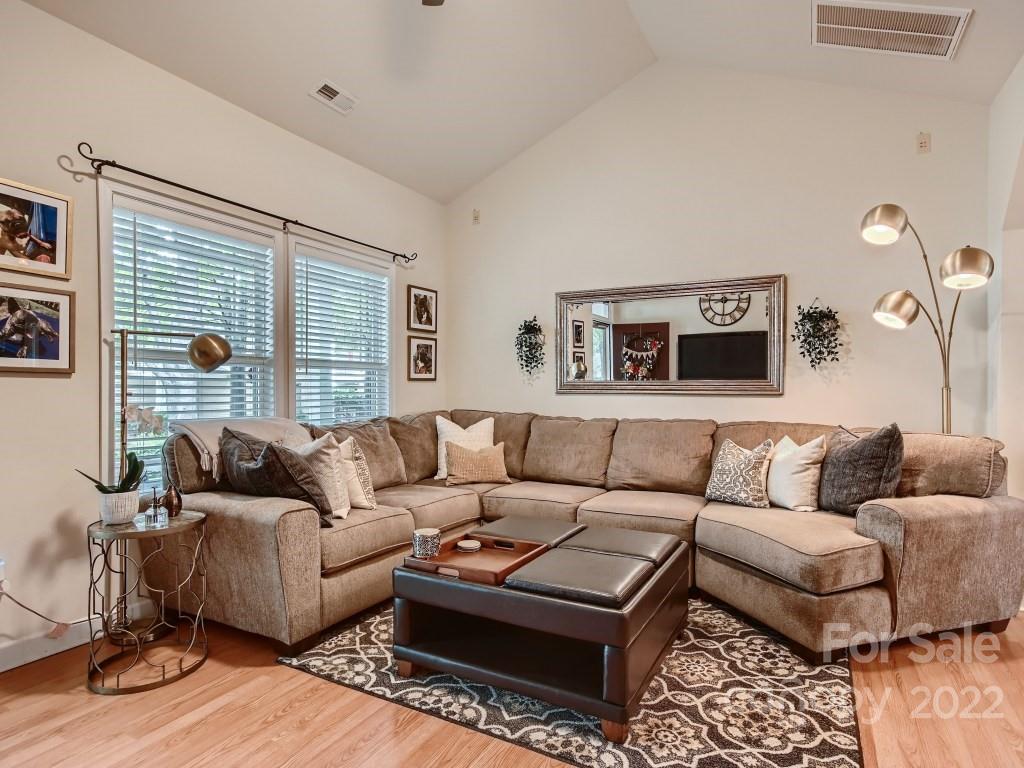 13128 Meadowmere Road Huntersville, NC 28078 - Photo 8 of 31 Gallery Image 8