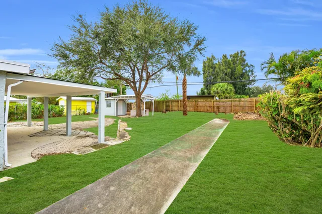 $445,000 | 1574 Northeast Arch Avenue, Jensen Beach, FL 34957