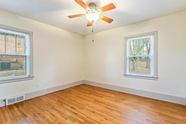 $305,000 | 203 South Ann Arbor Street, Saline, MI 48176