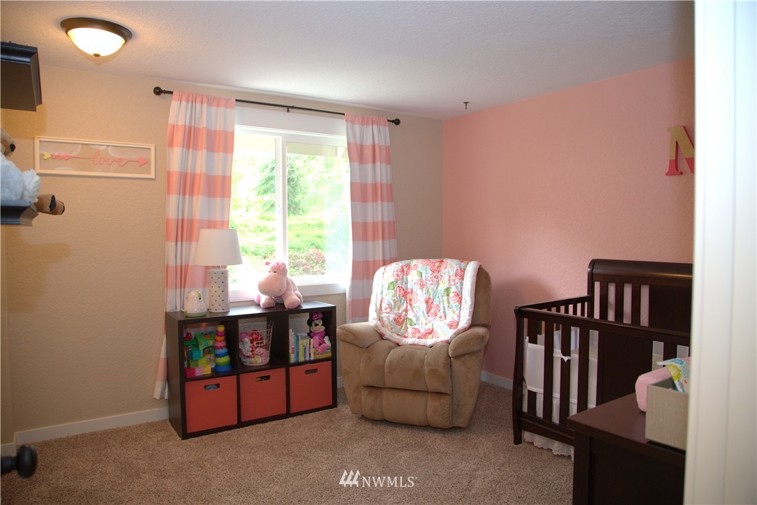 22427 13th Place West Bothell, WA 98021 - Photo 14 of 20