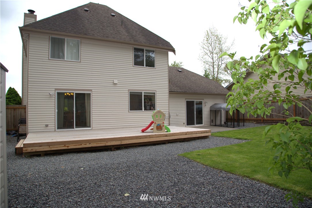 22427 13th Place West Bothell, WA 98021 - Photo 17 of 20