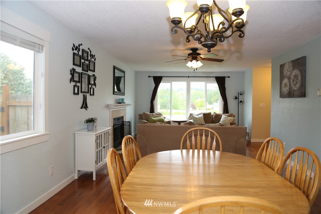 22427 13th Place West Bothell, WA 98021 - Photo 8 of 20