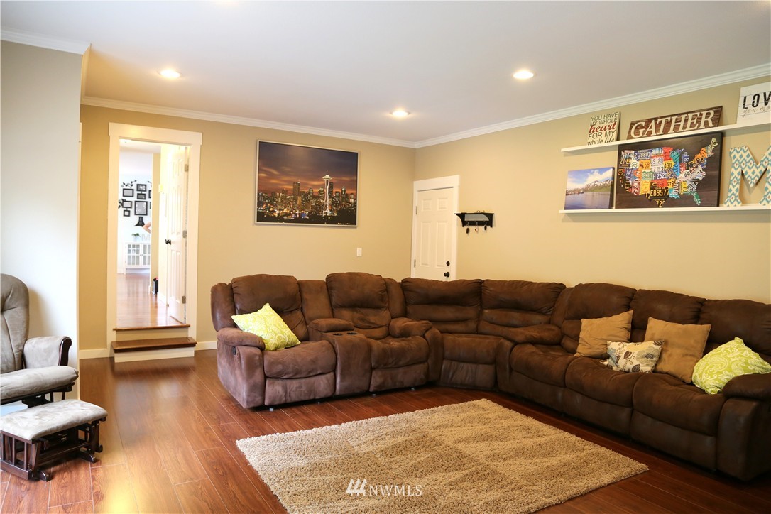 22427 13th Place West Bothell, WA 98021 - Photo 10 of 20