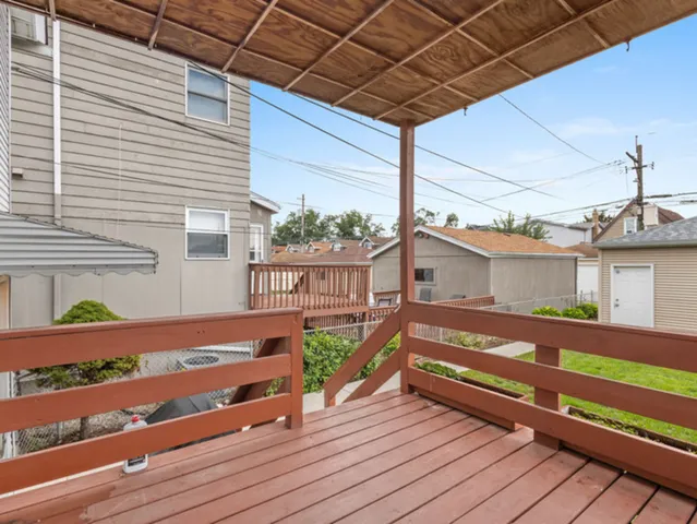 $464,900 | 6049 West School Street, Chicago, IL 60634